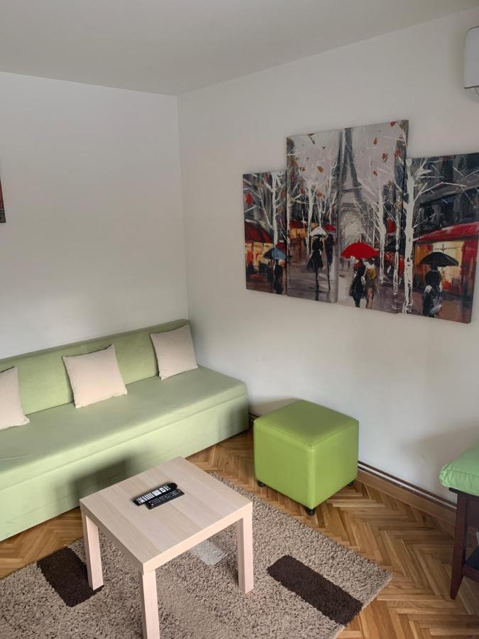 Apartman Fuerte 2 Belgrade Exterior photo